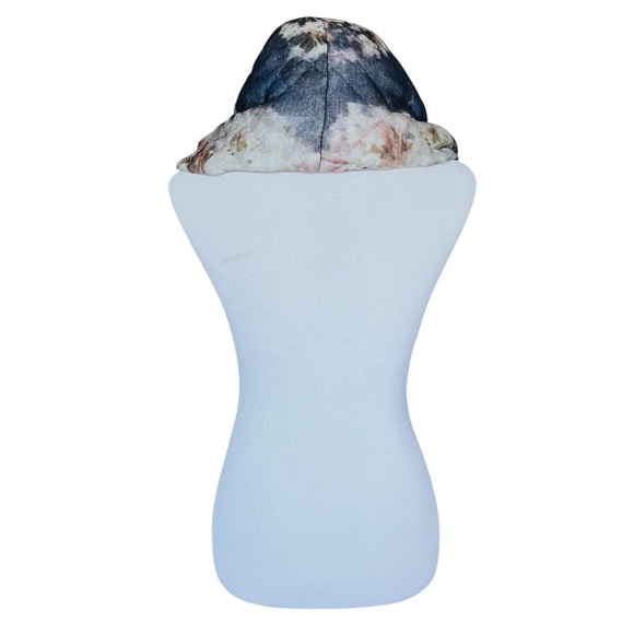 Anthropologie Bl-nk Luculia Watercolor Floral Multicolor Quilted Infinity Scarf - Picture 5 of 8